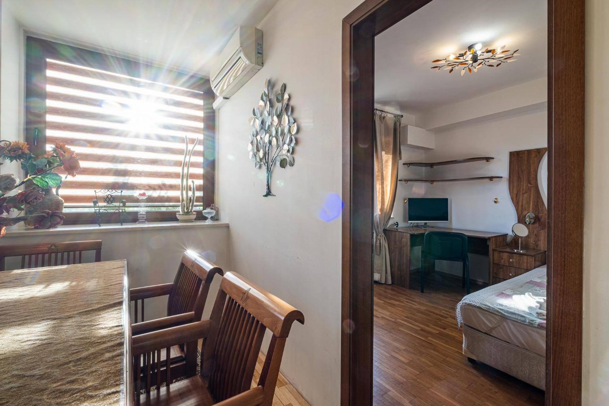 Roman Thermae 2Bdrm Sunny Apartment 바르나 외부 사진