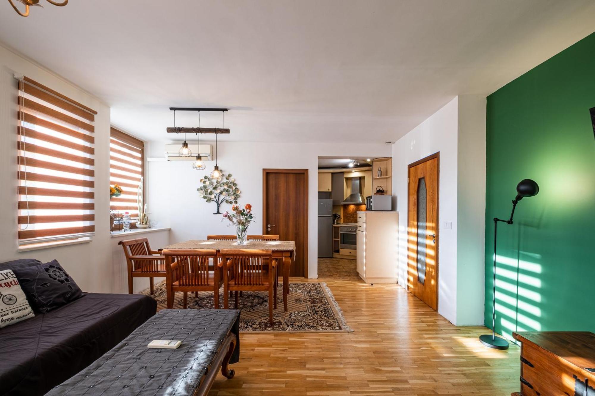 Roman Thermae 2Bdrm Sunny Apartment 바르나 외부 사진